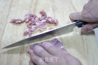 焦熘羊肉段的做法步骤：2