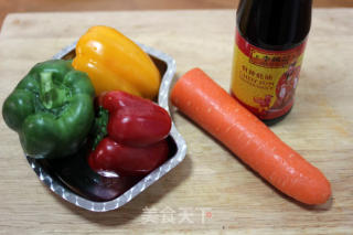 蚝油凉拌烤三色椒的做法步骤：1