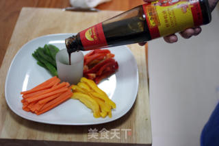 蚝油凉拌烤三色椒的做法步骤：4