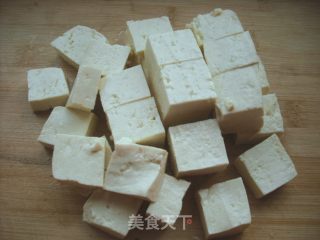 小根蒜鸡蛋炒豆腐的做法步骤：3
