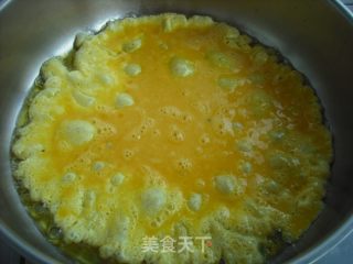 小根蒜鸡蛋炒豆腐的做法步骤：6