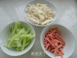 凉拌金针菇的做法步骤：1