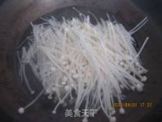 凉拌腐竹黄瓜金针菇的做法步骤：2