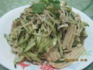 凉拌腐竹黄瓜金针菇的做法步骤：10