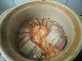 胡萝卜腊肉煲仔饭的做法步骤：8
