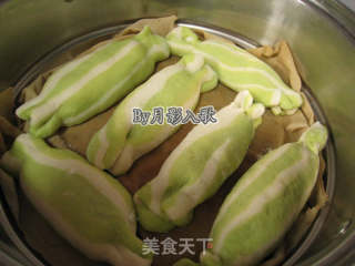 柳纹糖果包----一款最有四月味道的减肥包子的做法步骤：17