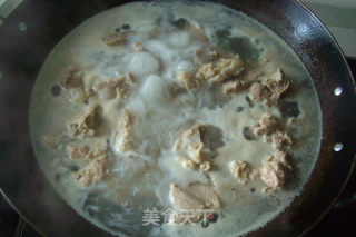 海带脆骨汤的做法步骤：4