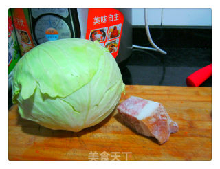 包菜小炒腊肉片的做法步骤：1