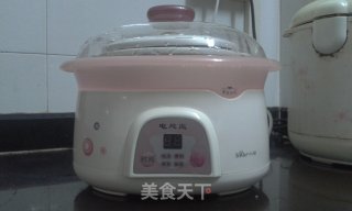 雪梨南北杏炖冰糖的做法步骤：4