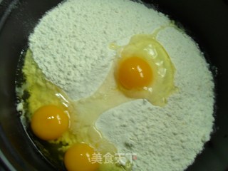芝麻沙琪玛的做法步骤：1