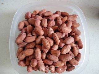 五香花生米的做法步骤：1