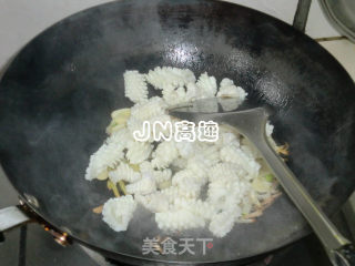 爆炒鱿鱼尖的做法步骤：9
