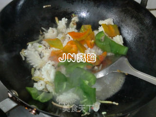爆炒鱿鱼尖的做法步骤：12
