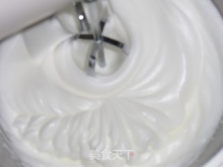 美食天下专属蛋糕卷的做法步骤：5