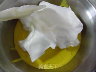 美食天下专属蛋糕卷的做法步骤：7