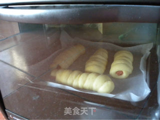 肠仔面包（失败案例）的做法步骤：4