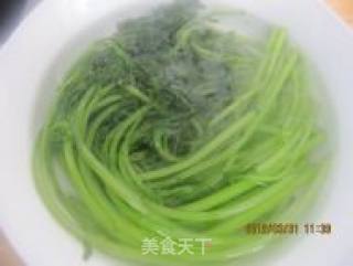 蒜蓉茼蒿的做法步骤：3