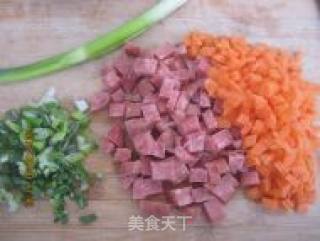 蛋炒饭的做法步骤：1