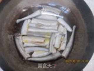 红烧秋刀鱼的做法步骤：5