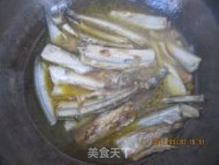 红烧秋刀鱼的做法步骤：8