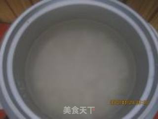 小米粥的做法步骤：1