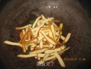 菠菜炒豆干的做法步骤：3