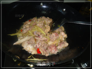 冬笋焖鸭肉的做法步骤：4