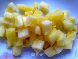 菠萝炒饭的做法步骤：2