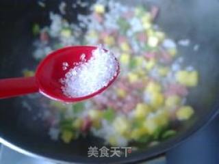 菠萝炒饭的做法步骤：8