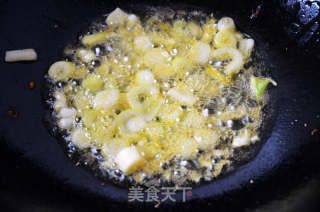 铁棍山药红烧鸡翅中的做法步骤：7