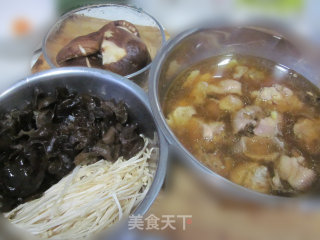 菌茹鸡块的做法步骤：1