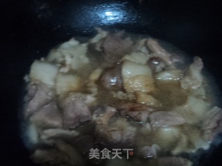 西芹炒猪肉的做法步骤：4