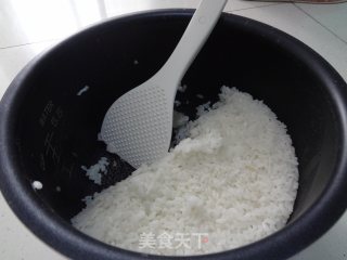 咖喱炒饭的做法步骤：1