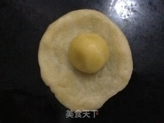 豆沙油酥饼的做法步骤：6