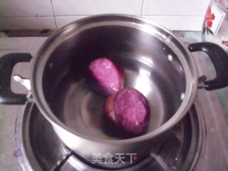 紫薯蛋饼卷的做法步骤：1