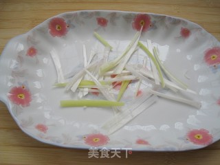 蒸鲈鱼的做法步骤：4