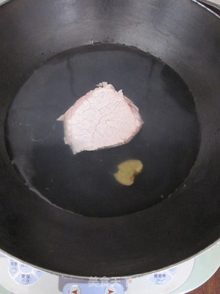 海苔肉松面包卷准备篇之一：DIY原味肉松的做法步骤：2