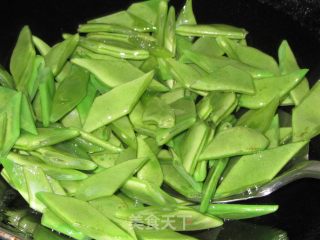 番茄肉片炒芸豆的做法步骤：6