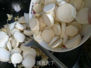 杏鲍菇炒鸡腿肉的做法步骤：5