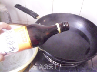 炒五花肉片的做法步骤：2