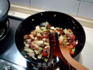 西芹香干炒腊味的做法步骤：6