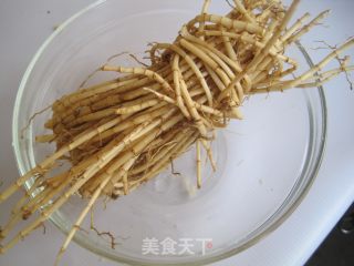 茅根马蹄糖水的做法步骤：2