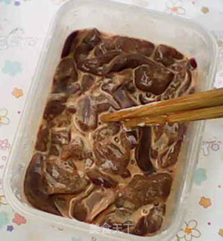 家常鲜汤——菠菜猪肝汤的做法步骤：6