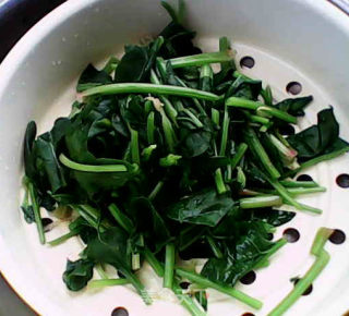 家常鲜汤——菠菜猪肝汤的做法步骤：9