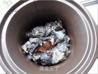 清补西洋参乌鸡汤的做法步骤：1