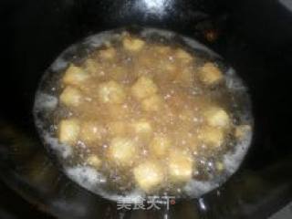 油豆腐炒韭菜的做法步骤：2