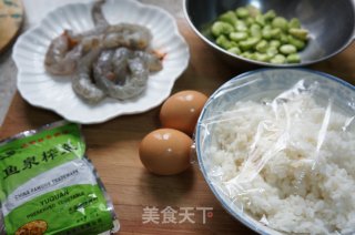 平民炒饭（皇帝炒饭山寨版）的做法步骤：1