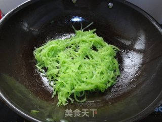 肉臊莴笋丝的做法步骤：4