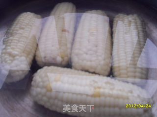 煮玉米的做法步骤：3