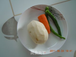 炝拌土豆丝的做法步骤：1